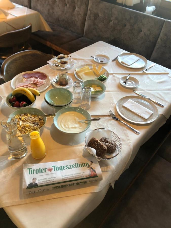 Tiroler Weinstube Aparthotel Ζέεφελντ Εξωτερικό φωτογραφία