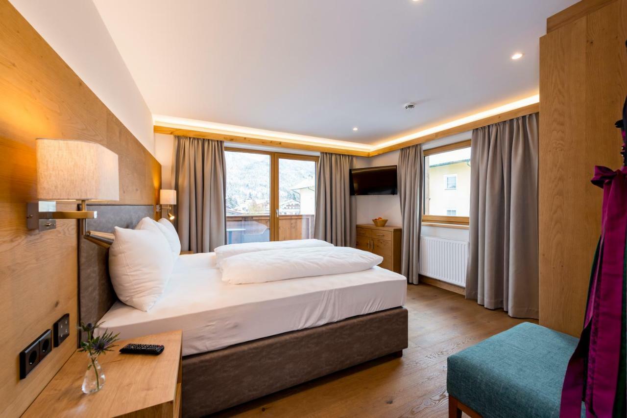 Tiroler Weinstube Aparthotel Ζέεφελντ Εξωτερικό φωτογραφία